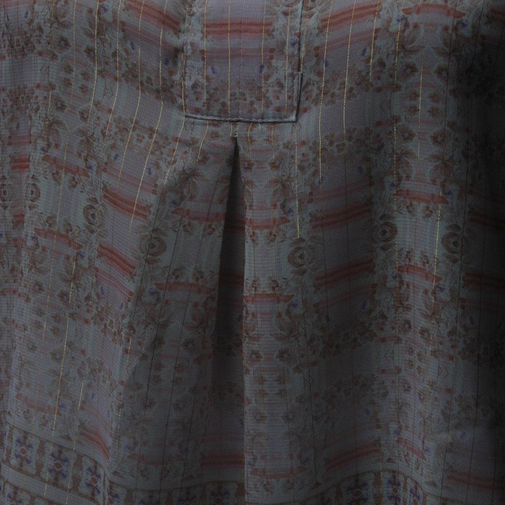 Tabitha Webb L Gold Accent Floral Print V-Neck NEW - Picture 4 of 6
